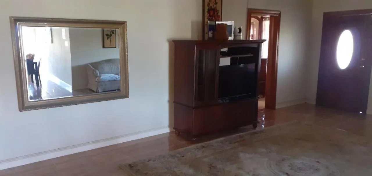 Homestay Pearlieron Place Runaway Bay