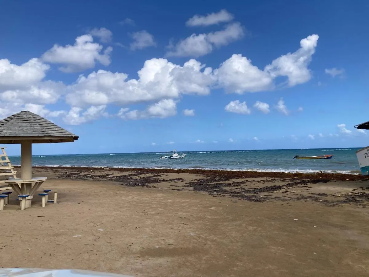 Pearlieron Place Runaway Bay Jamaica