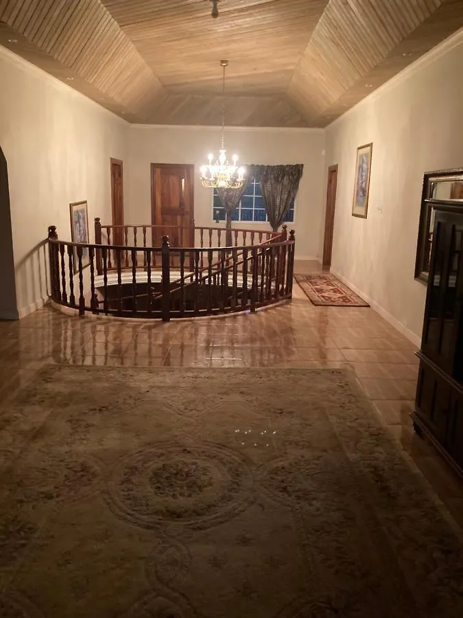 Homestay Pearlieron Place Runaway Bay